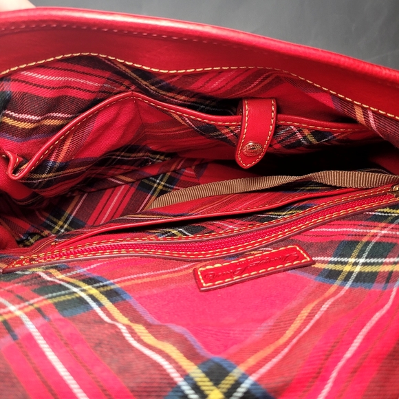 Dooney & Bourke Red Florentine Ivory Sherpa Crossbody Shoulder Saddle Bag - Picture 11 of 16